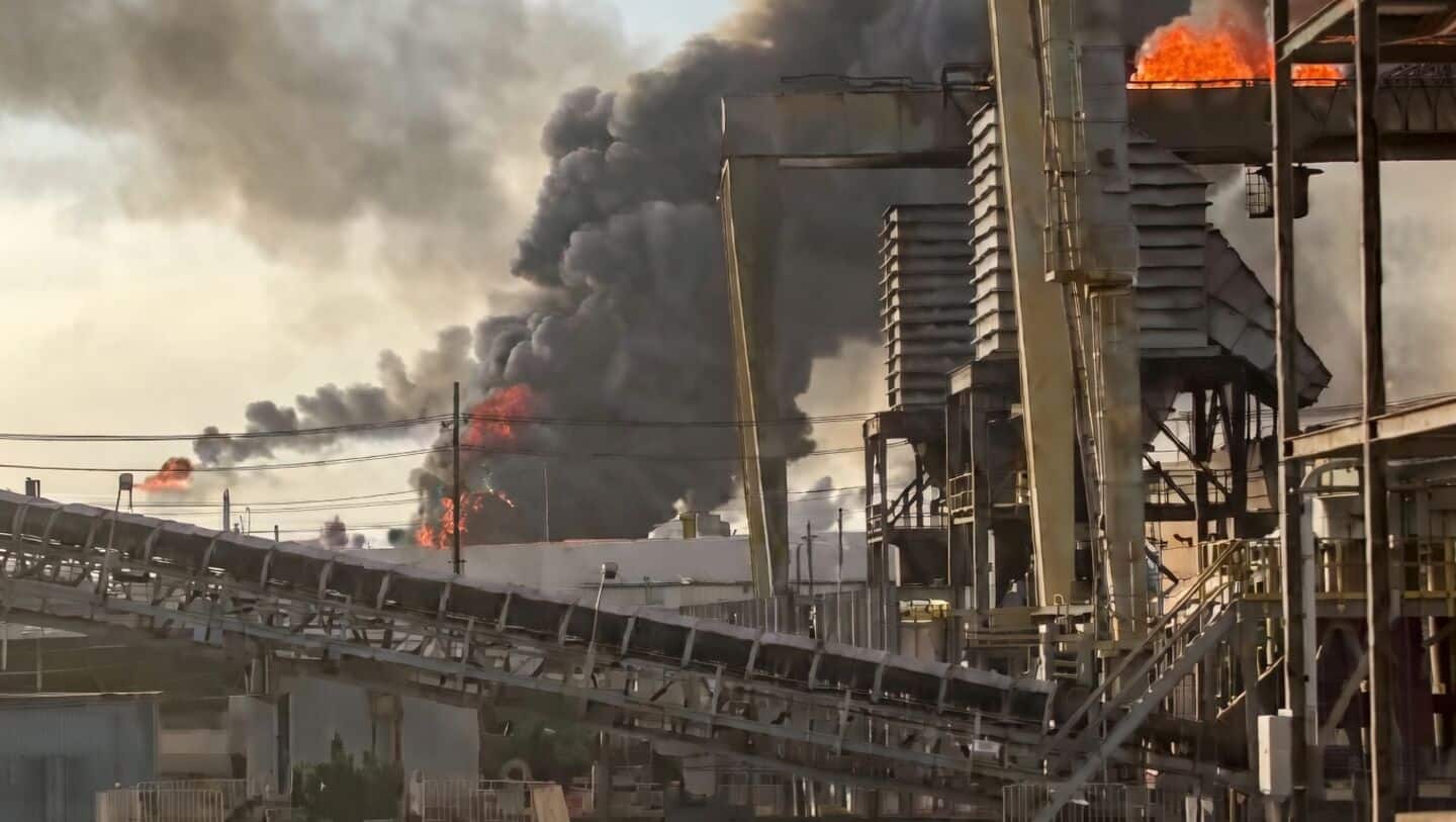 Massive explosion rocks Valero oil refinery in Texas 
