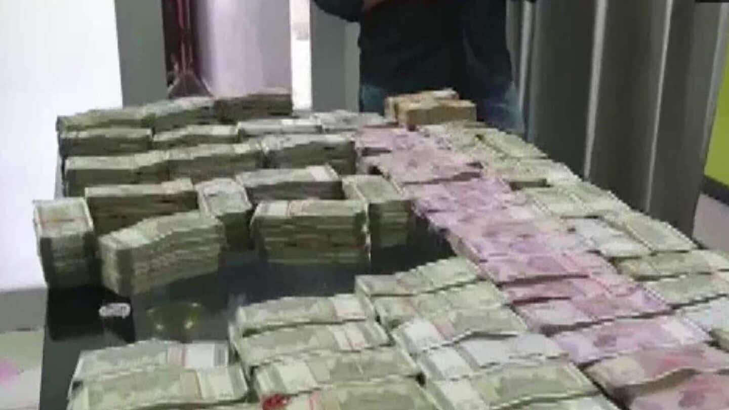 Odisha engineer throws cash from window during raid; ₹2cr recovered Odisha engineer throws cash from window during raid; ₹2cr recovered