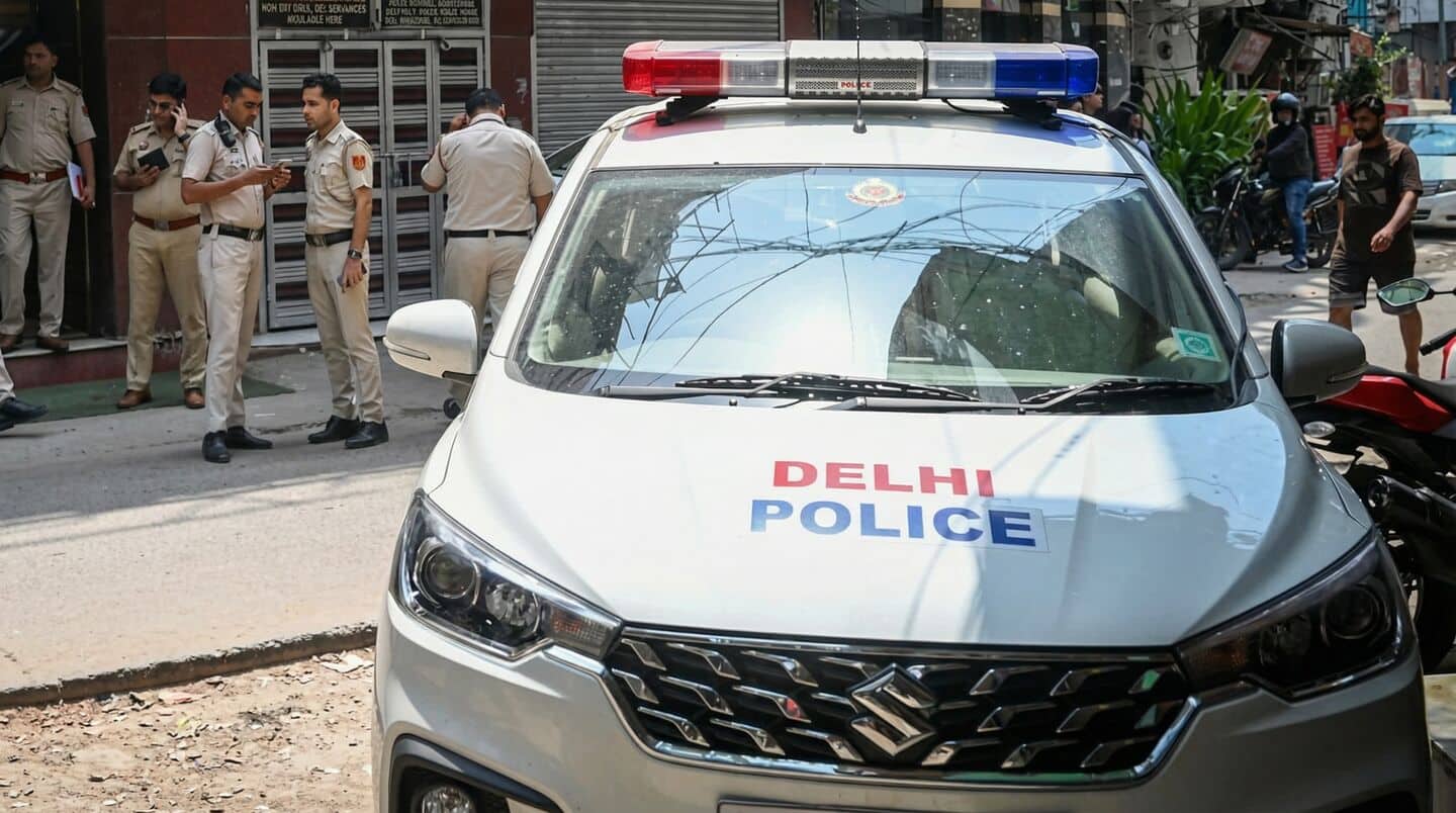 Delhi man brutally cuts windpipes of pregnant wife, 3 daughters 