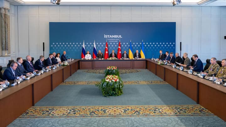 Russia-Ukraine agree to new prisoner swap but peace talks stall