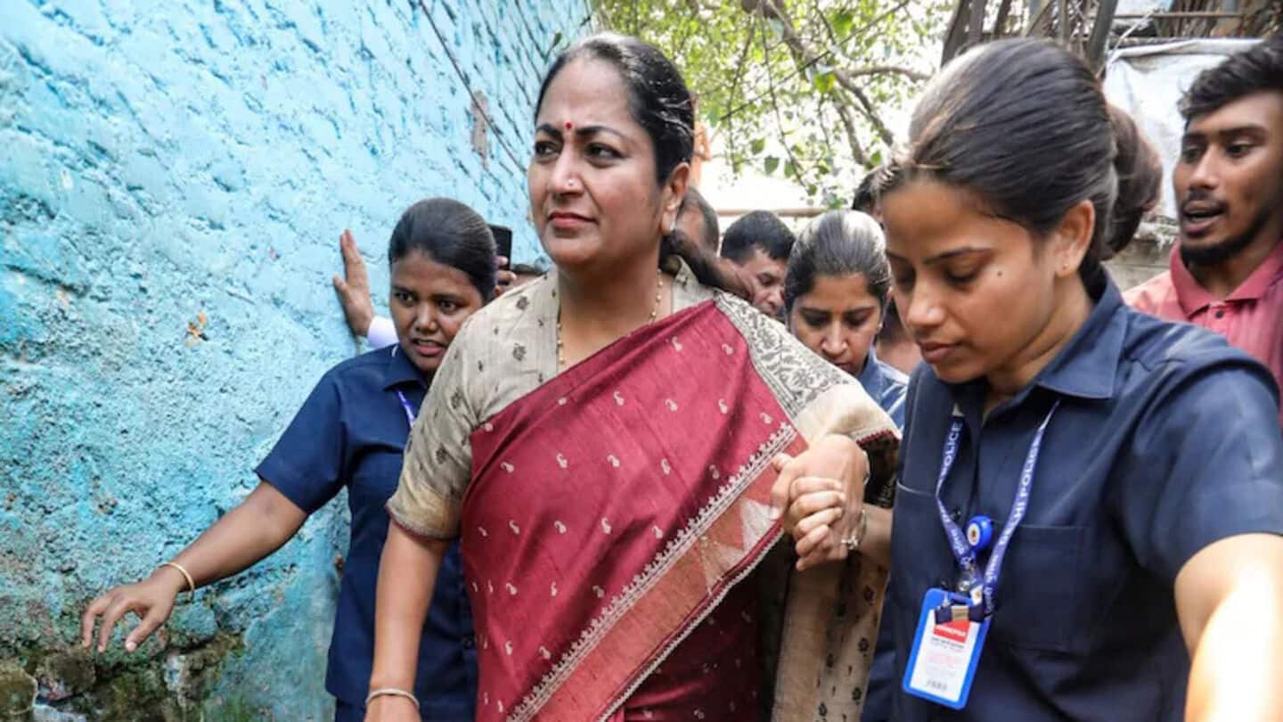 Chaos at Rekha Gupta's first public appearance; 2 men detained 