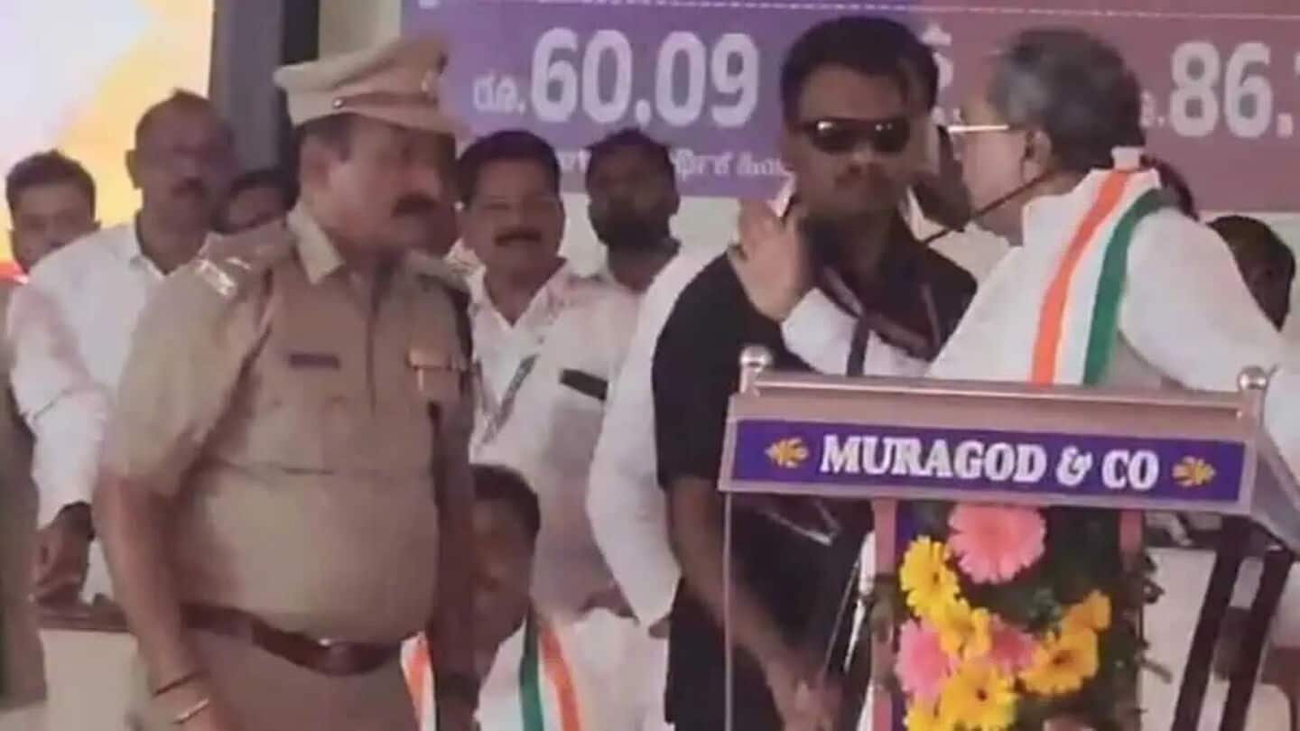Cop resigns after Siddaramaiah almost slaps him on stage  