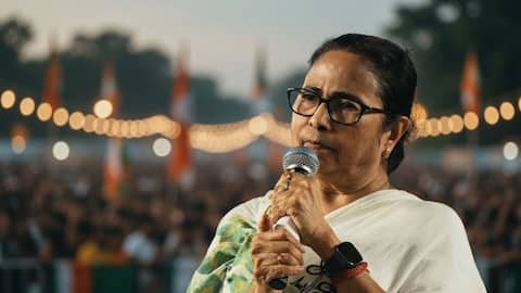 FIR against Mamata Banerjee over alleged communal remarks  