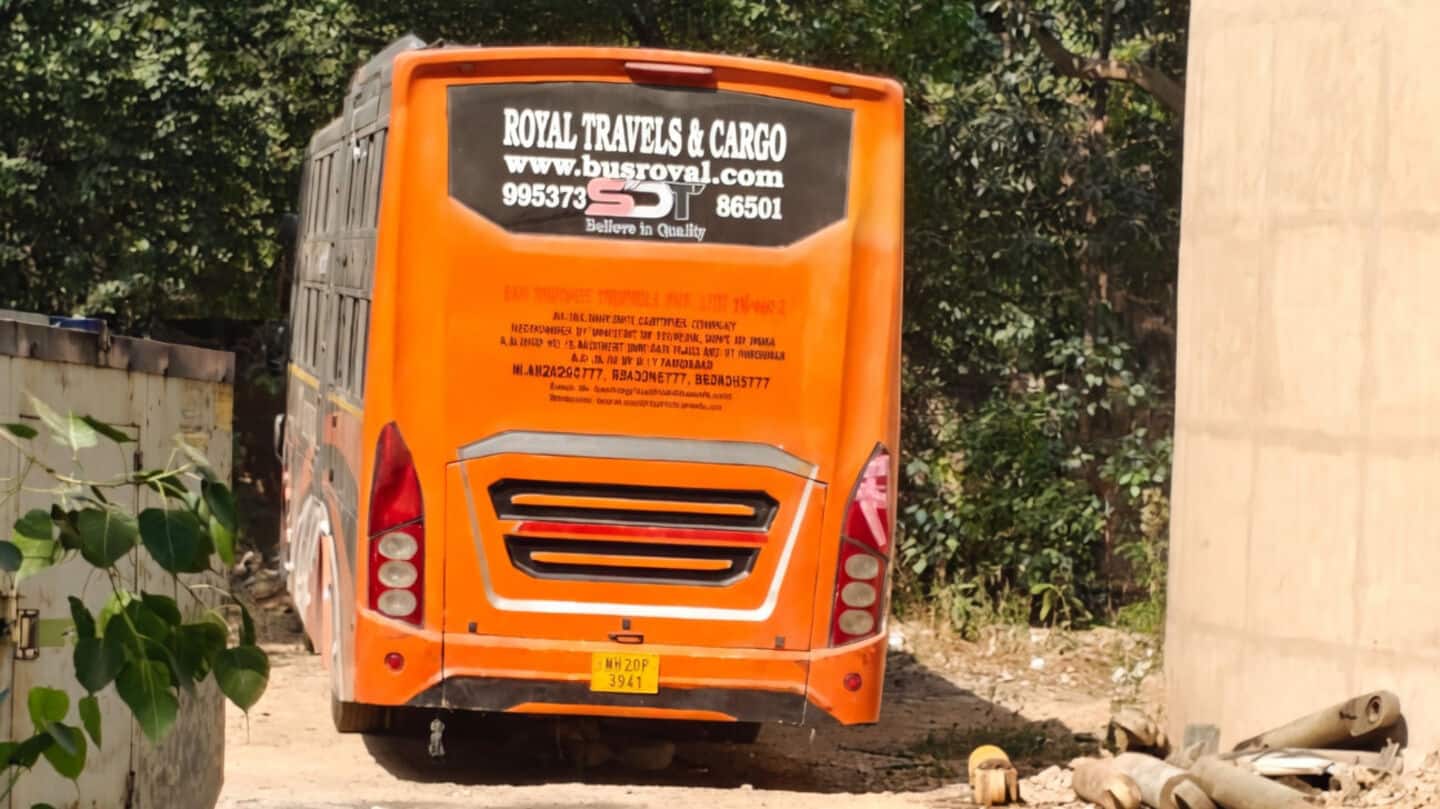 Woman gang-raped inside bus in Delhi 
