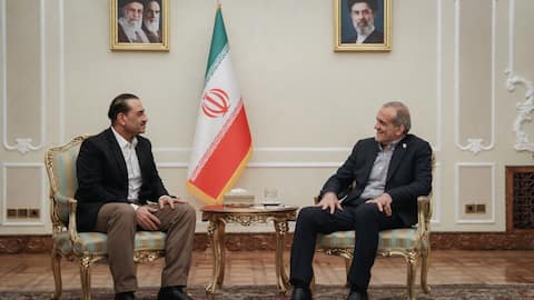 Pakistan tells Iran to 'rein in Houthis' over Saudi attacks 