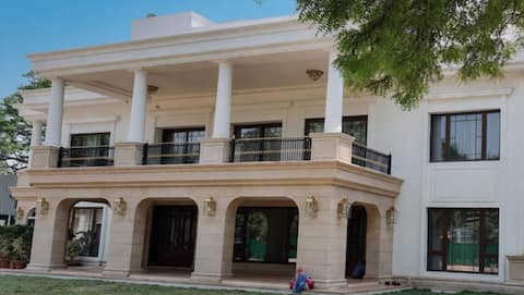 Kejriwal's 'Sheesh Mahal' may be converted into state guest house 