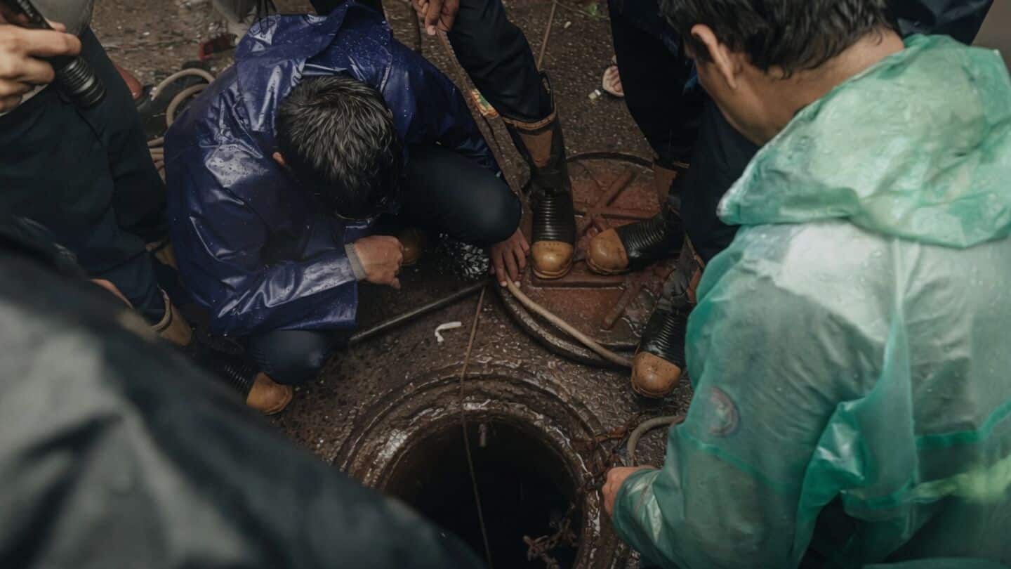 60-year-old man dies after falling into open manhole in Mumbai