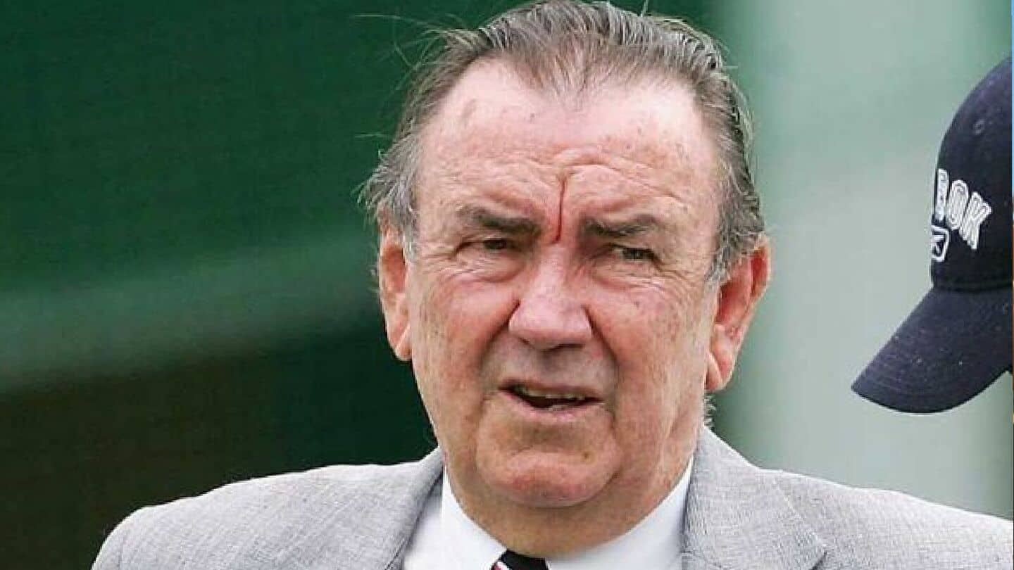 Former Australian captain Bob Simpson passes away at 89