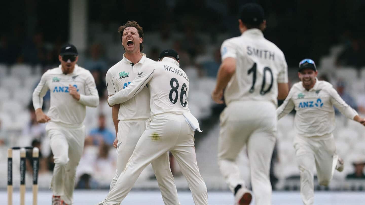 NZ bowlers with best innings figures on England soil (Tests) 