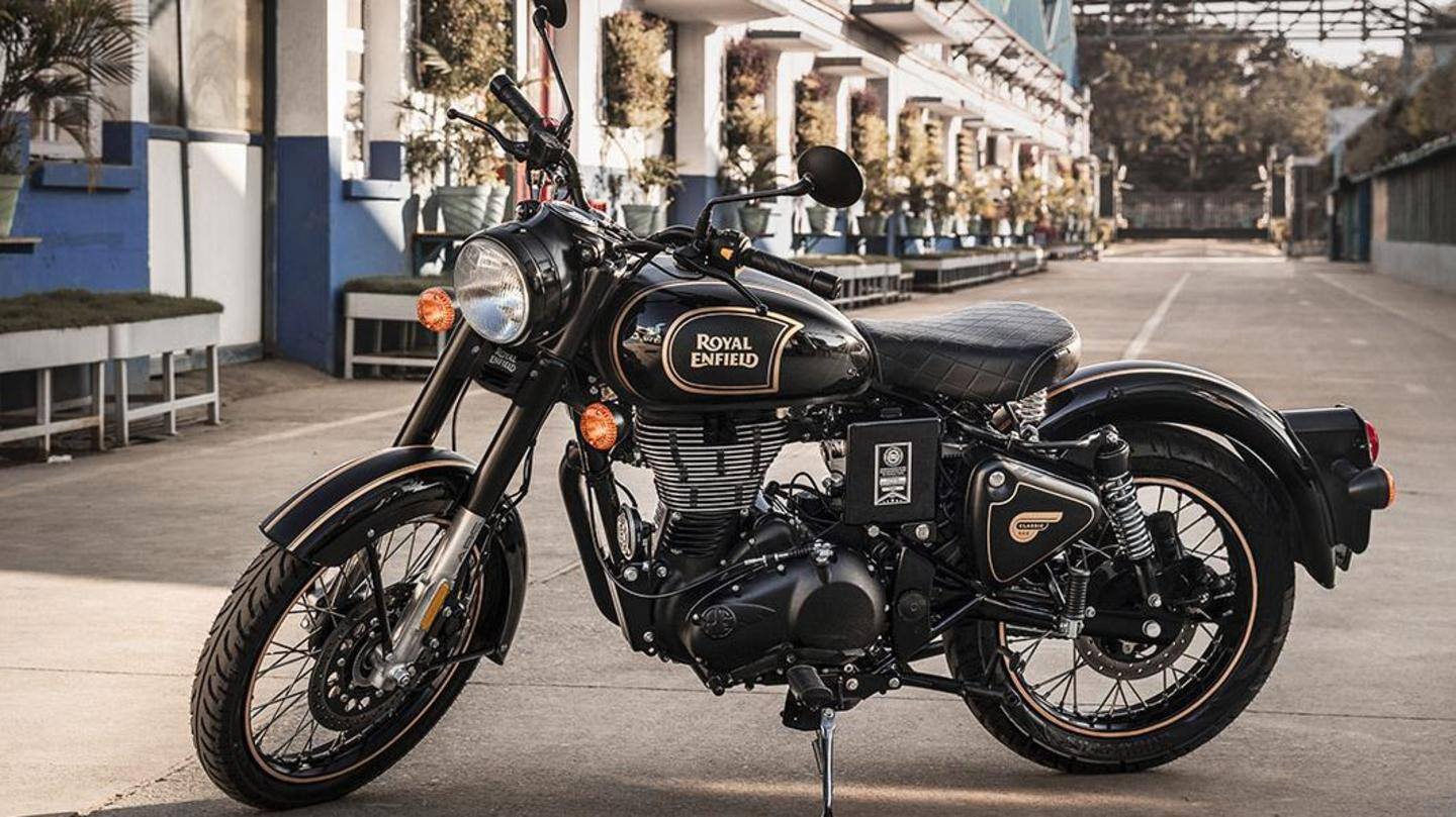 It is equipped with 35mm telescopic front forks It is equipped with 35mm telescopic front forks