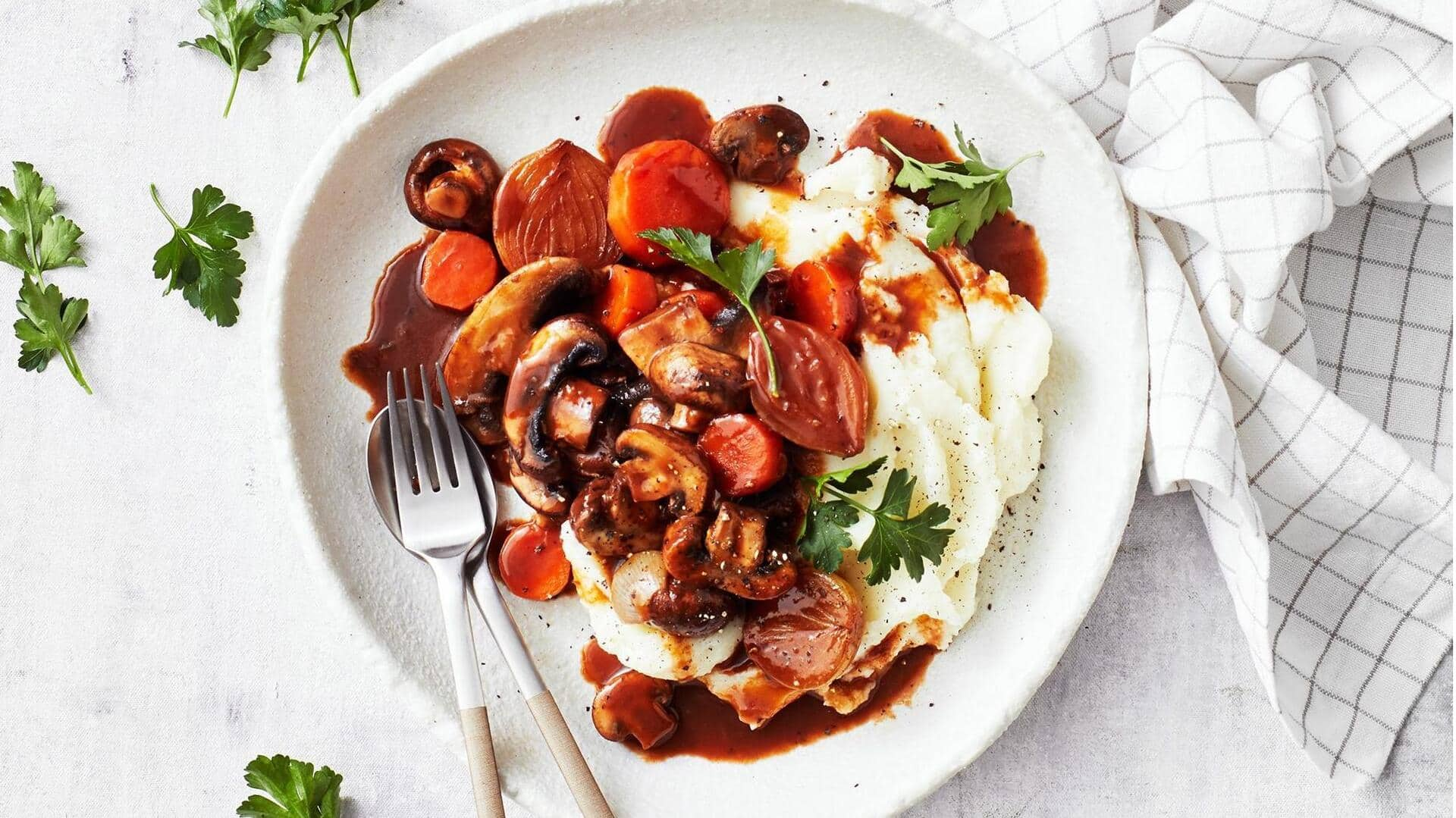 Recipe: Your guests will love this vegan mushroom bourguignon delight