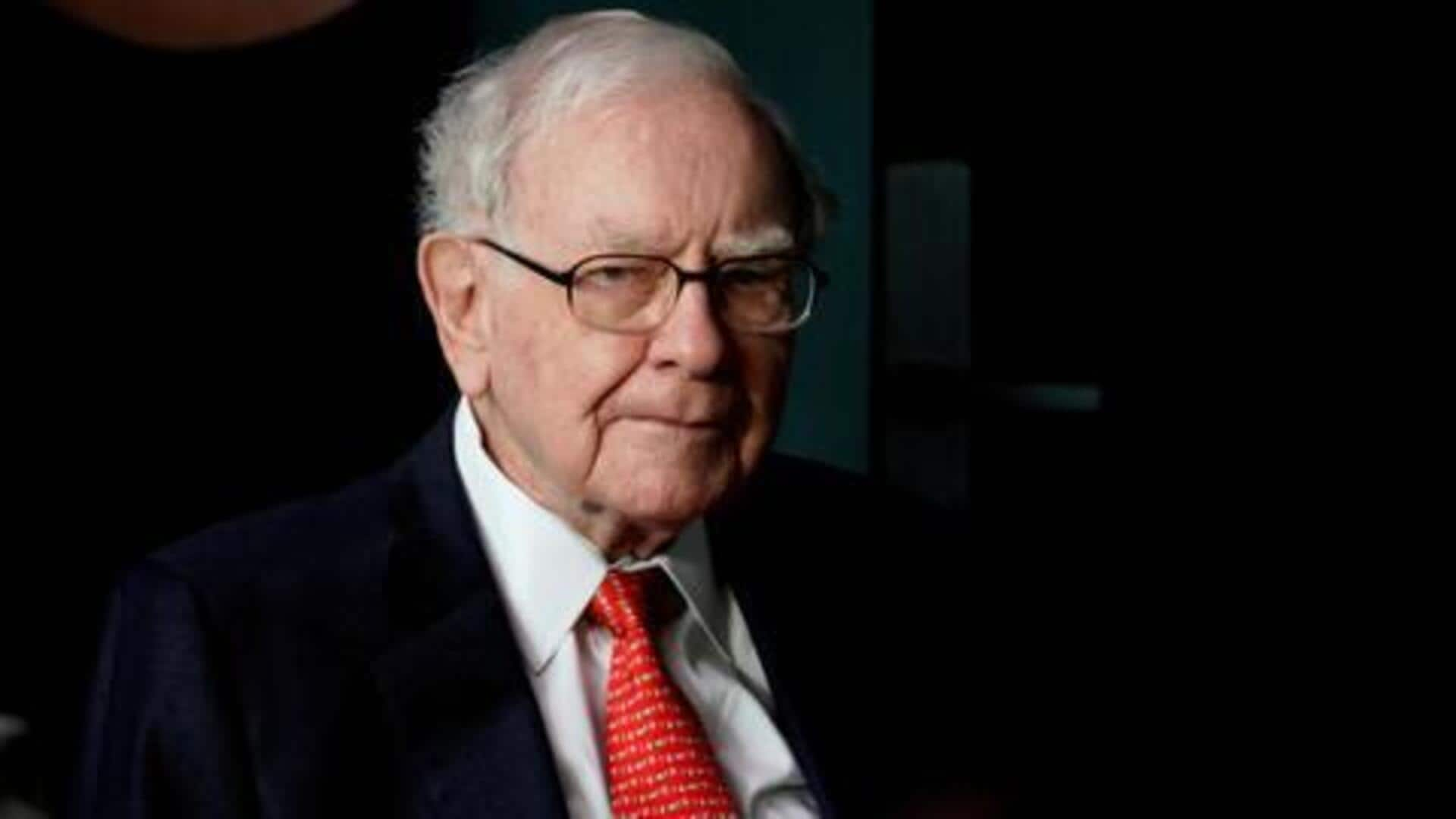 Warren Buffett's real-time net worth is astonishing