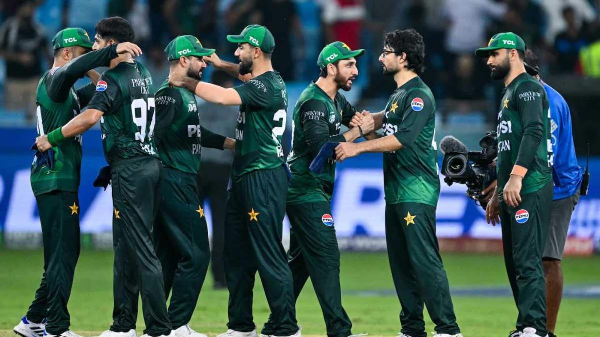 What is the lowest successfully defended total by Pakistan (T20Is)? 