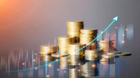 Mutual fund SIP inflows hit record ₹32,000cr in March