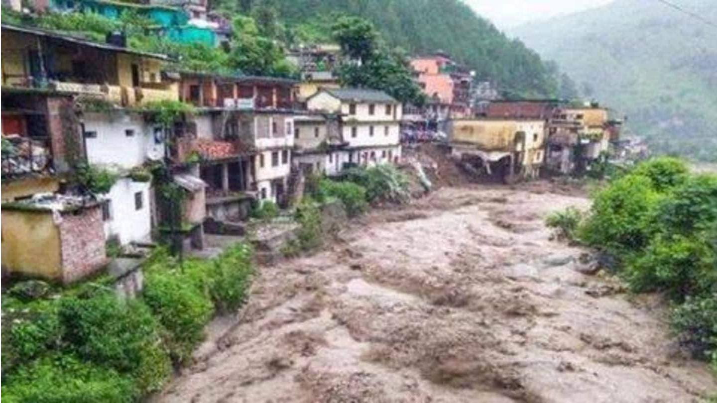 Rivers flowing close to danger mark Rivers flowing close to danger mark