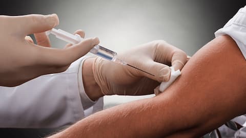 Can positive thinking make vaccines more effective? 