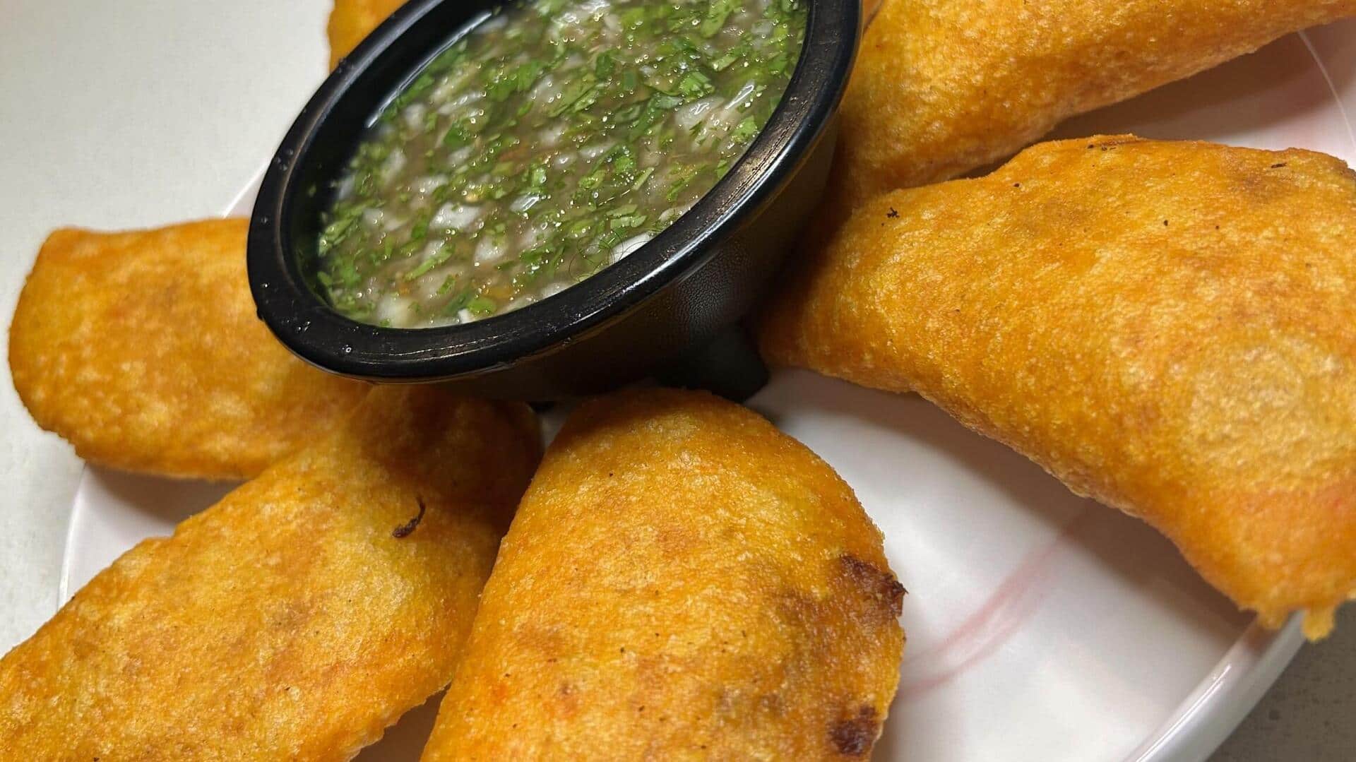 How to make empanadas, a Colombian corn snack