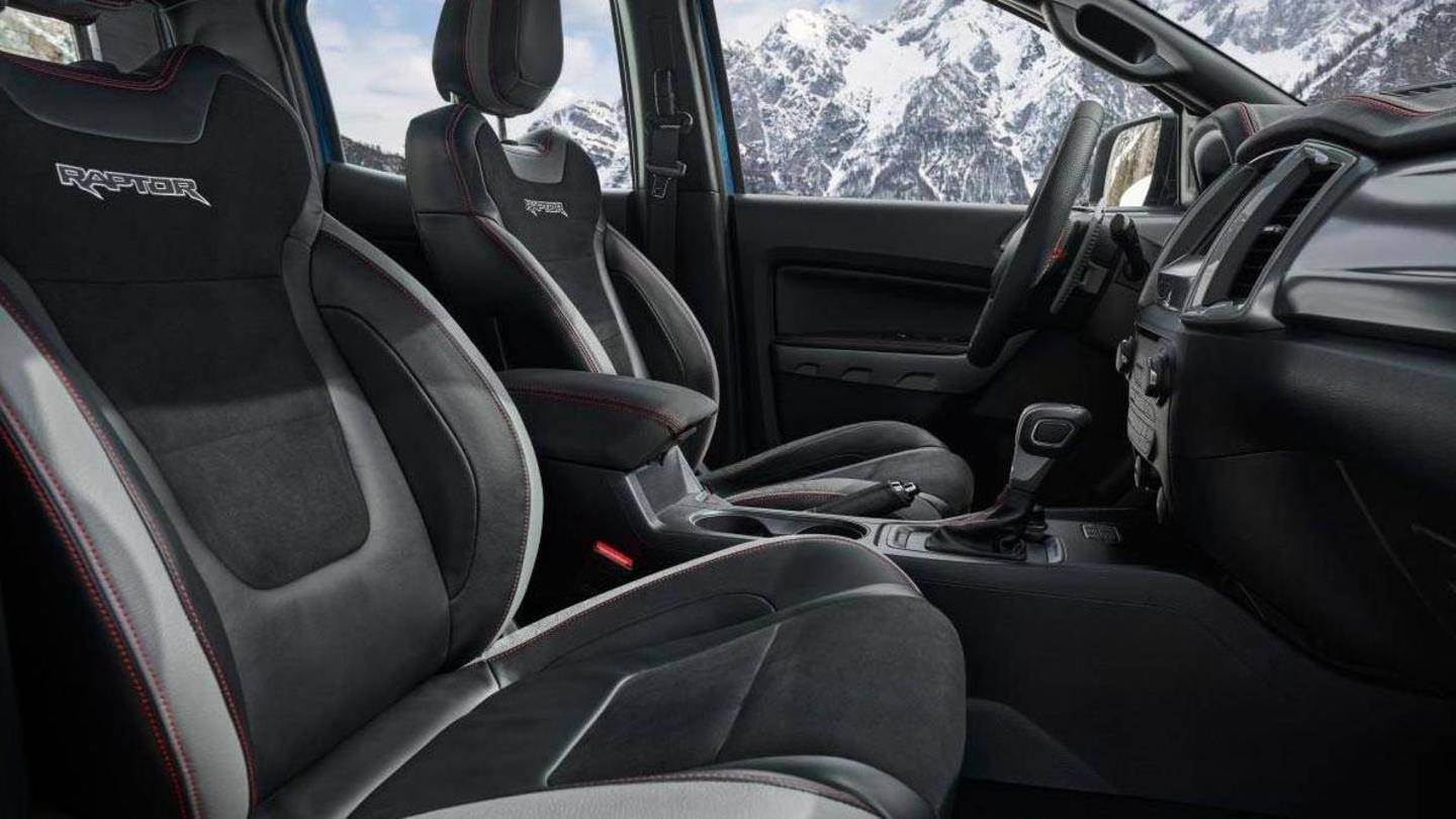 The vehicle has leather seats and Raceway Gray instrument panel The vehicle has leather seats and Raceway Gray instrument panel