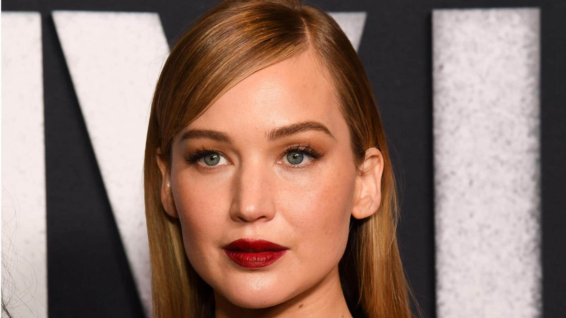 For that stylish look, try reverse hair parting