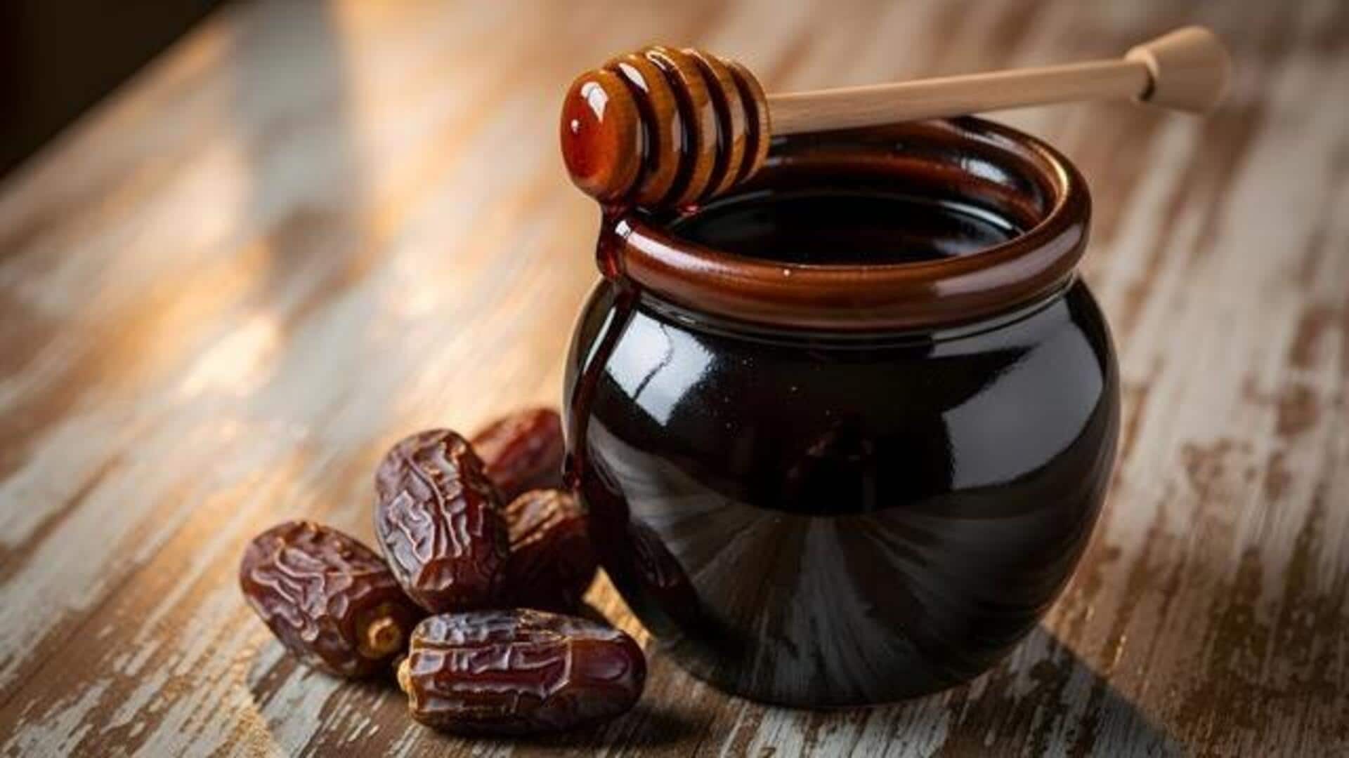 Why date syrup is a healthier alternative to sugar 