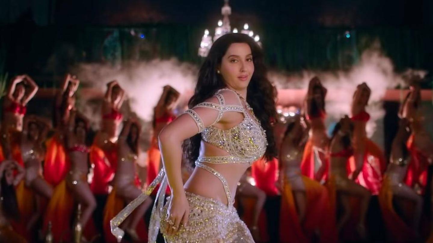 Fatehi executes her belly dancing moves with ease Fatehi executes her belly dancing moves with ease