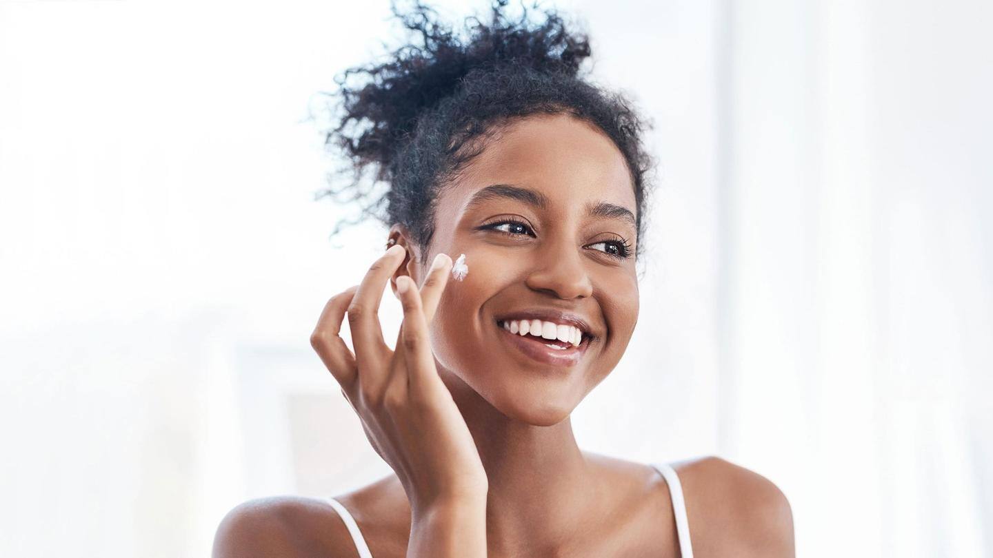The importance of applying sunscreen The importance of applying sunscreen
