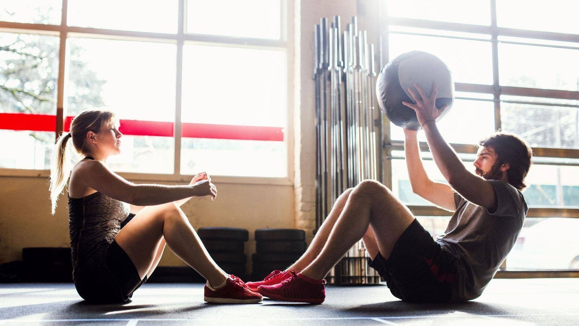 Strengthen your torso with these partner exercises