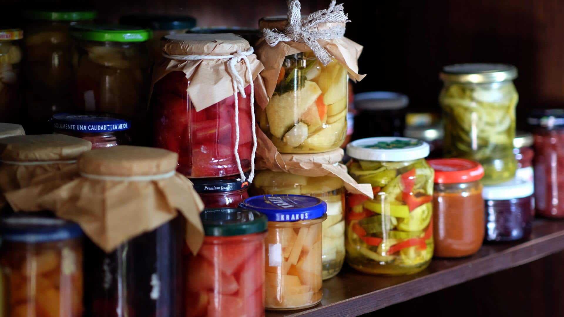5 easy ways to preserve fruits for longer