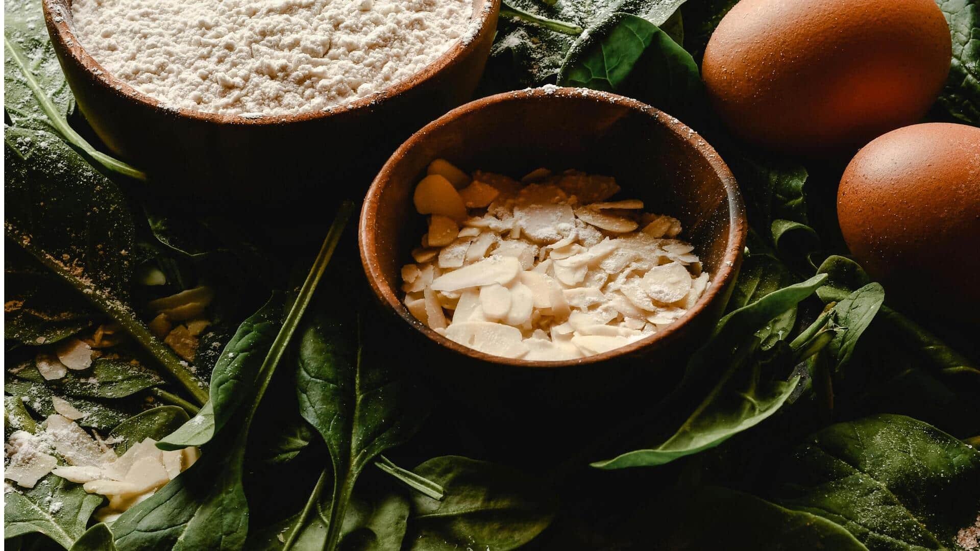 The tasty, low-calorie snack you'll love: Almond slices