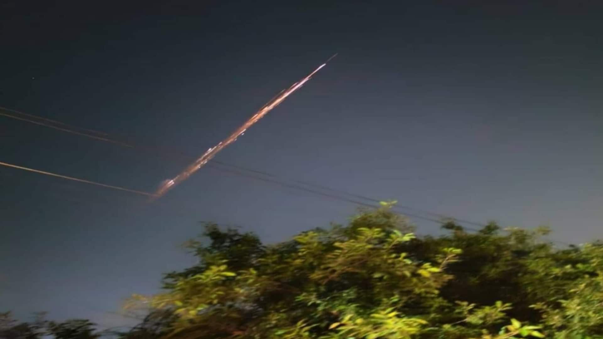 Watch: Delhi, Gurugram witness rare meteor breakup Watch: Delhi, Gurugram witness rare meteor breakup