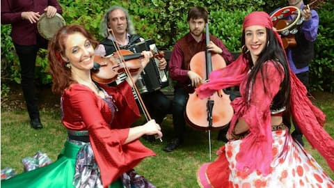 These Hungarian wedding traditions will blow your mind!