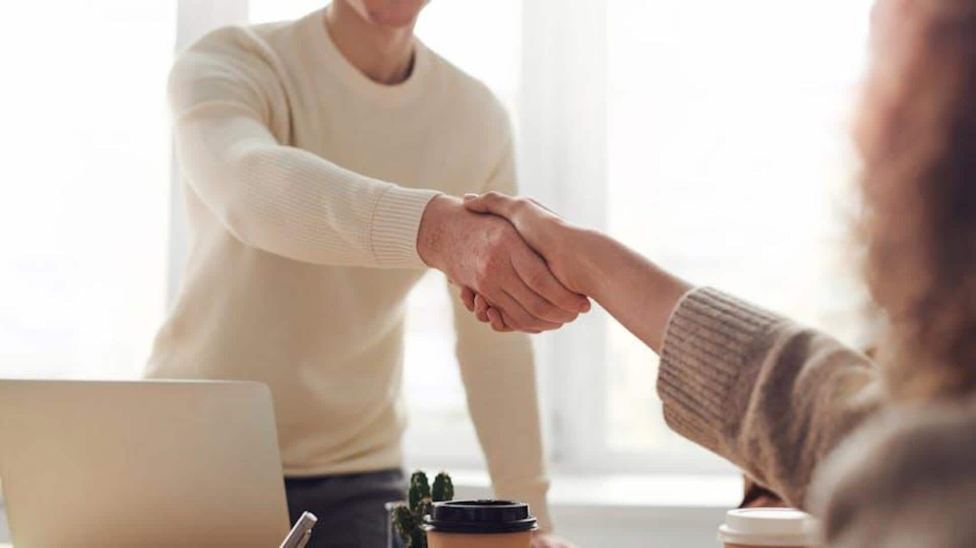Non-verbal communication can be easily mastered, we tell you how