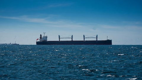 Iran to impose toll on ships passing through Hormuz strait