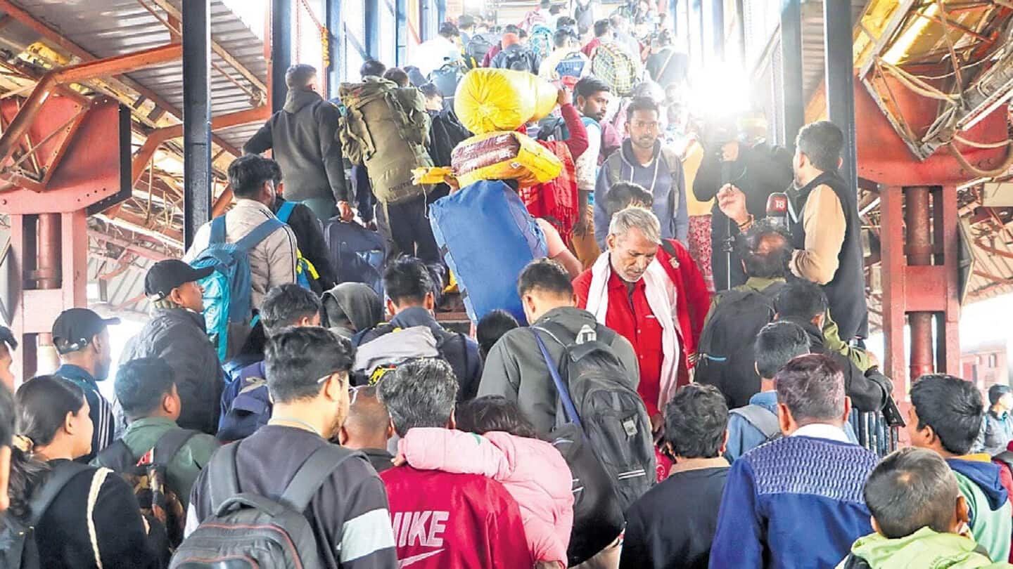 New Delhi railway station stampede triggered by falling luggage: Vaishnaw New Delhi railway station stampede triggered by falling luggage: Vaishnaw