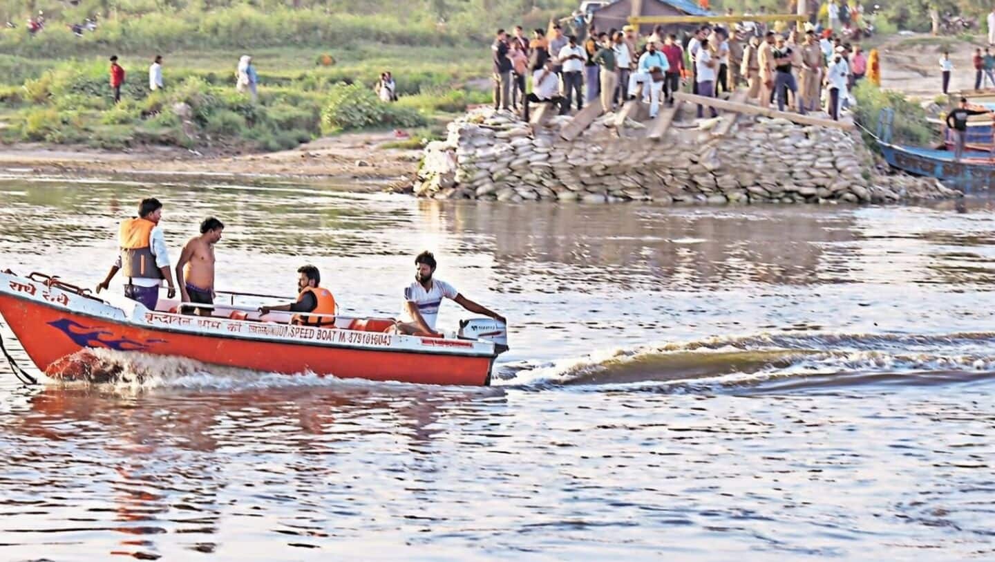 Vrindavan boat capsize: Death toll rises to 15