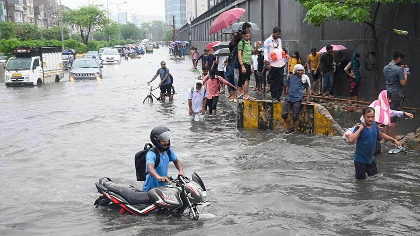 Heavy rain in Delhi disrupts flight operations; airlines issue advisories 