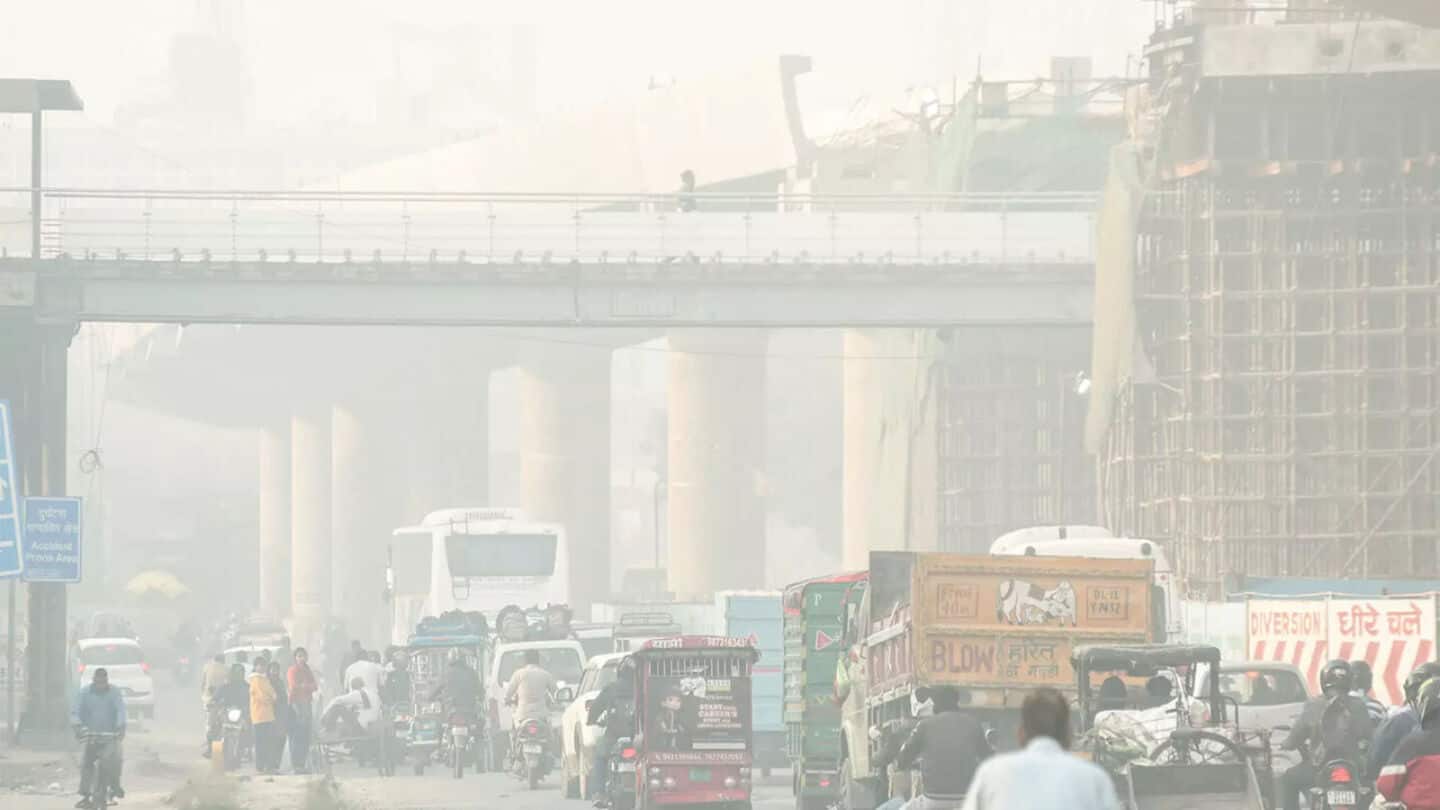 Delhi air turns toxic as AQI nears 500; GRAP-4 implemented