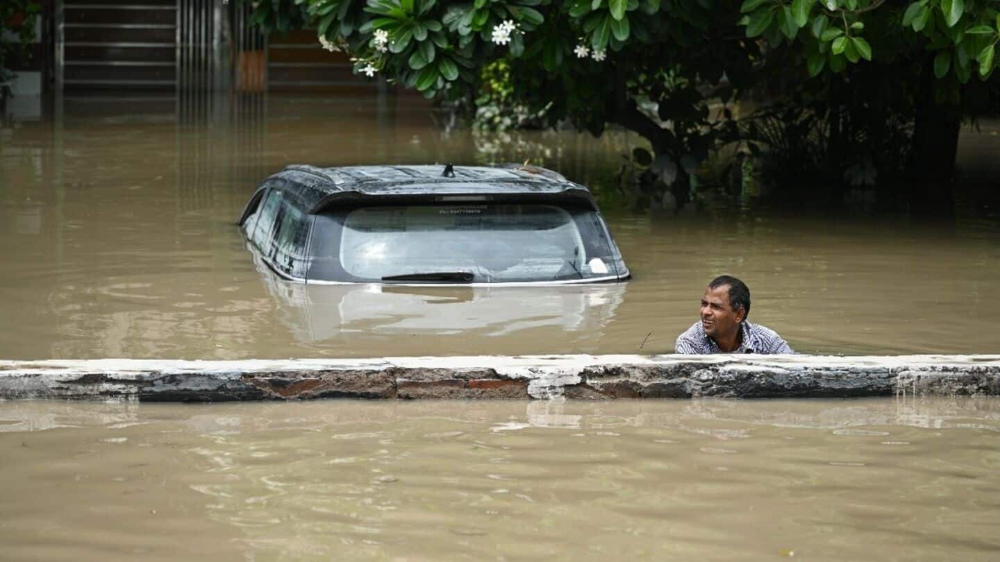 Ganga, Yamuna breach danger mark after rain; 13 districts flooded Ganga, Yamuna breach danger mark after rain; 13 districts flooded