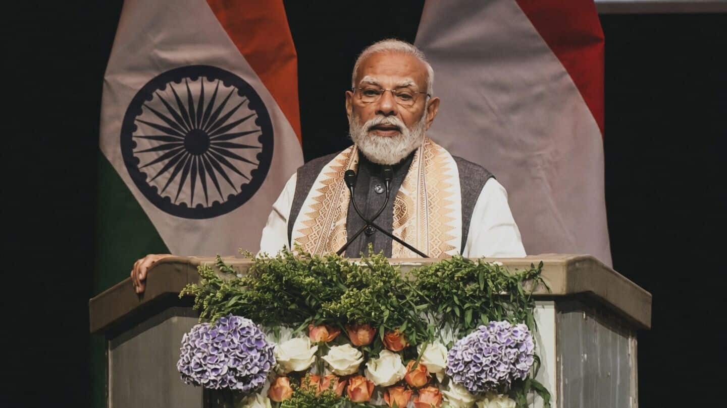 PM Modi pays tribute to soldiers on Kargil Vijay Diwas