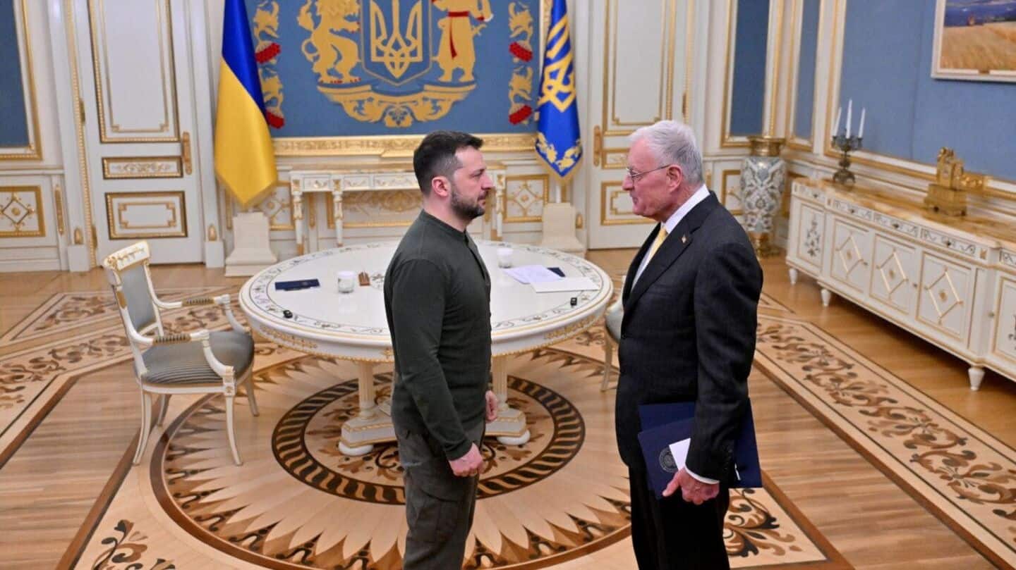 Zelenskyy says he's ready to meet Putin this week Zelenskyy says he's ready to meet Putin this week