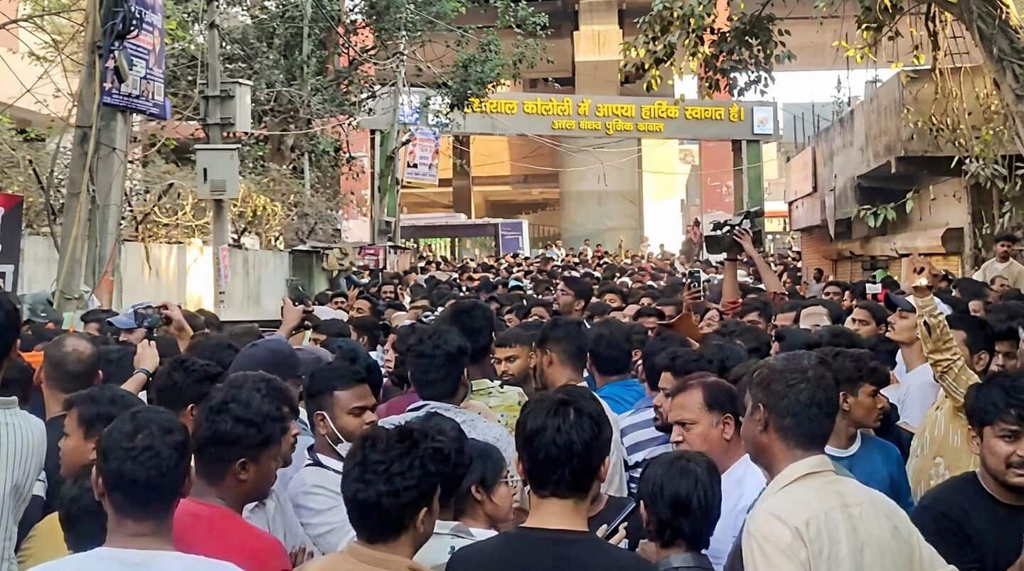 Delhi: Holi water balloon dispute turns fatal, sparks tensions