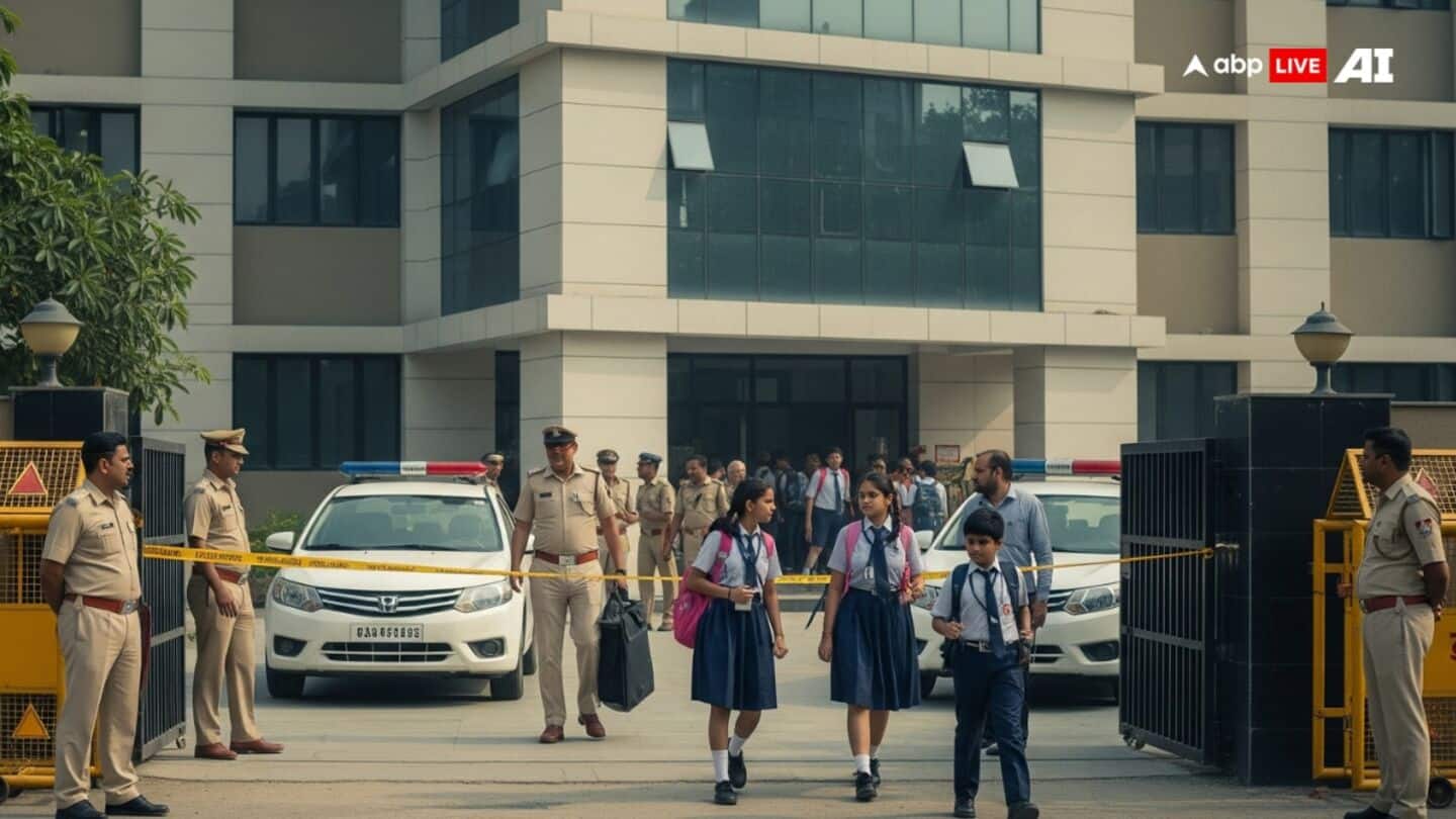 20 Delhi schools receive bomb threat emails 20 Delhi schools receive bomb threat emails