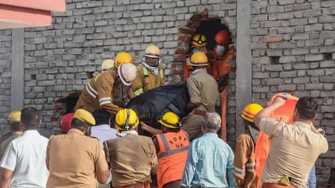 Eyewitnesses recount desperate escapes as 15 die in Lucknow fire