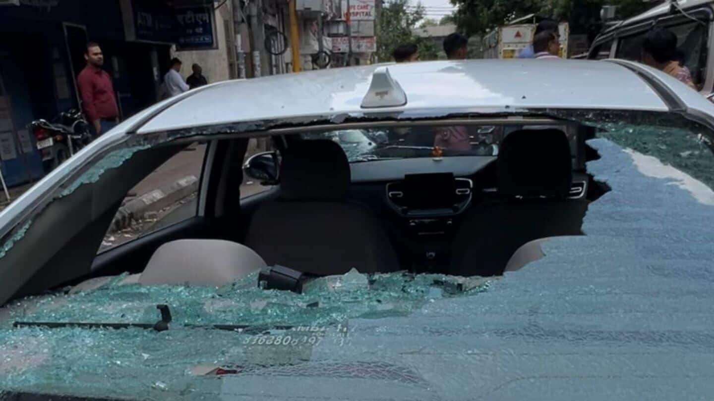 YouTuber attacked in Delhi road rage incident YouTuber attacked in Delhi road rage incident