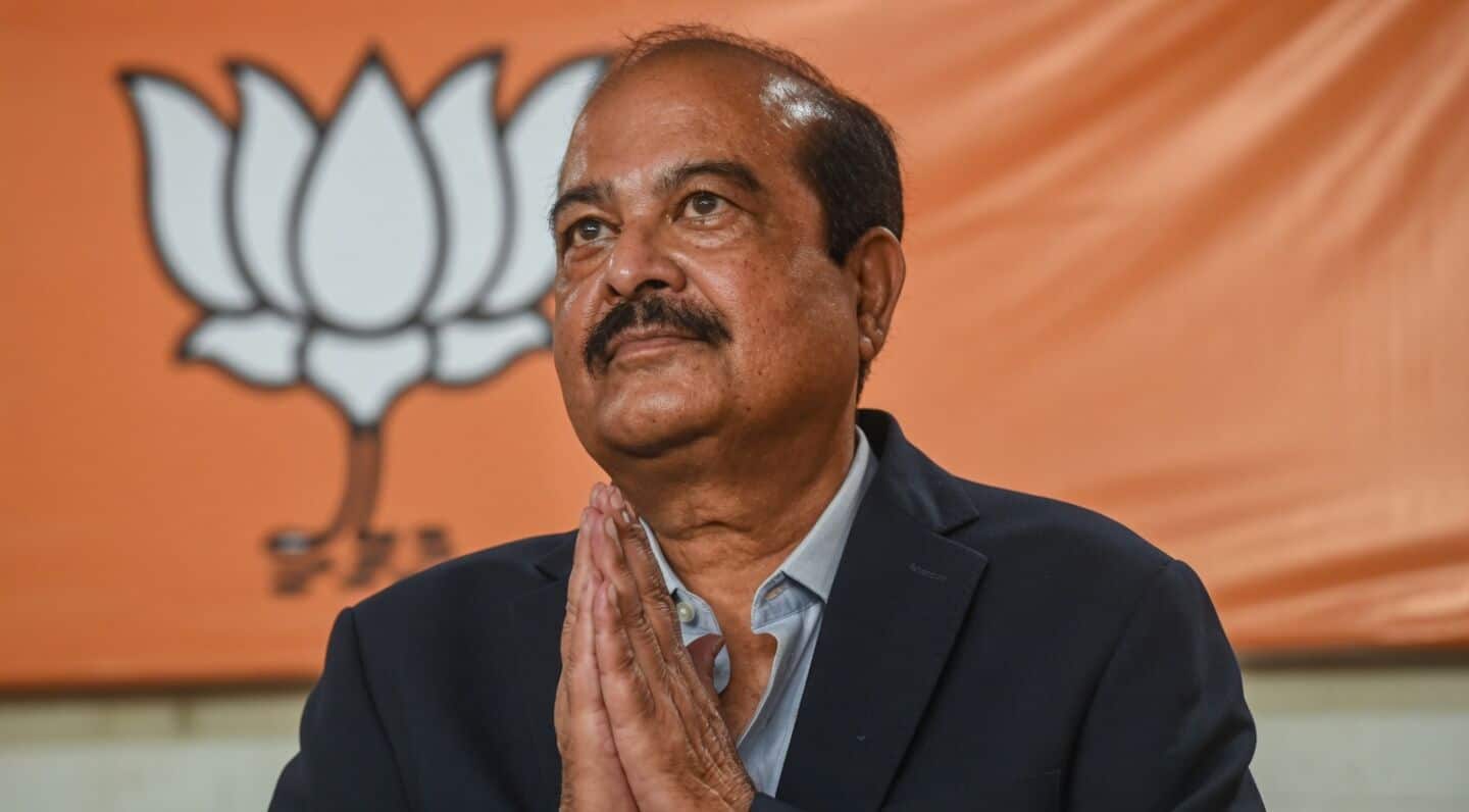 BJP MP hospitalized after health deteriorated during protest