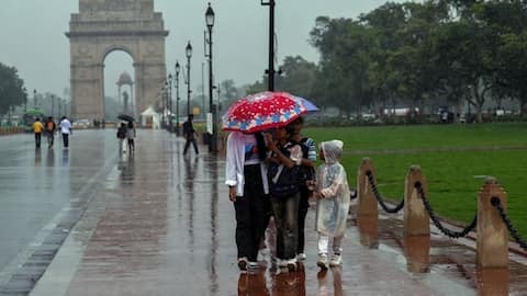 IMD issues yellow alert for Delhi, thunderstorms, gusty winds likely