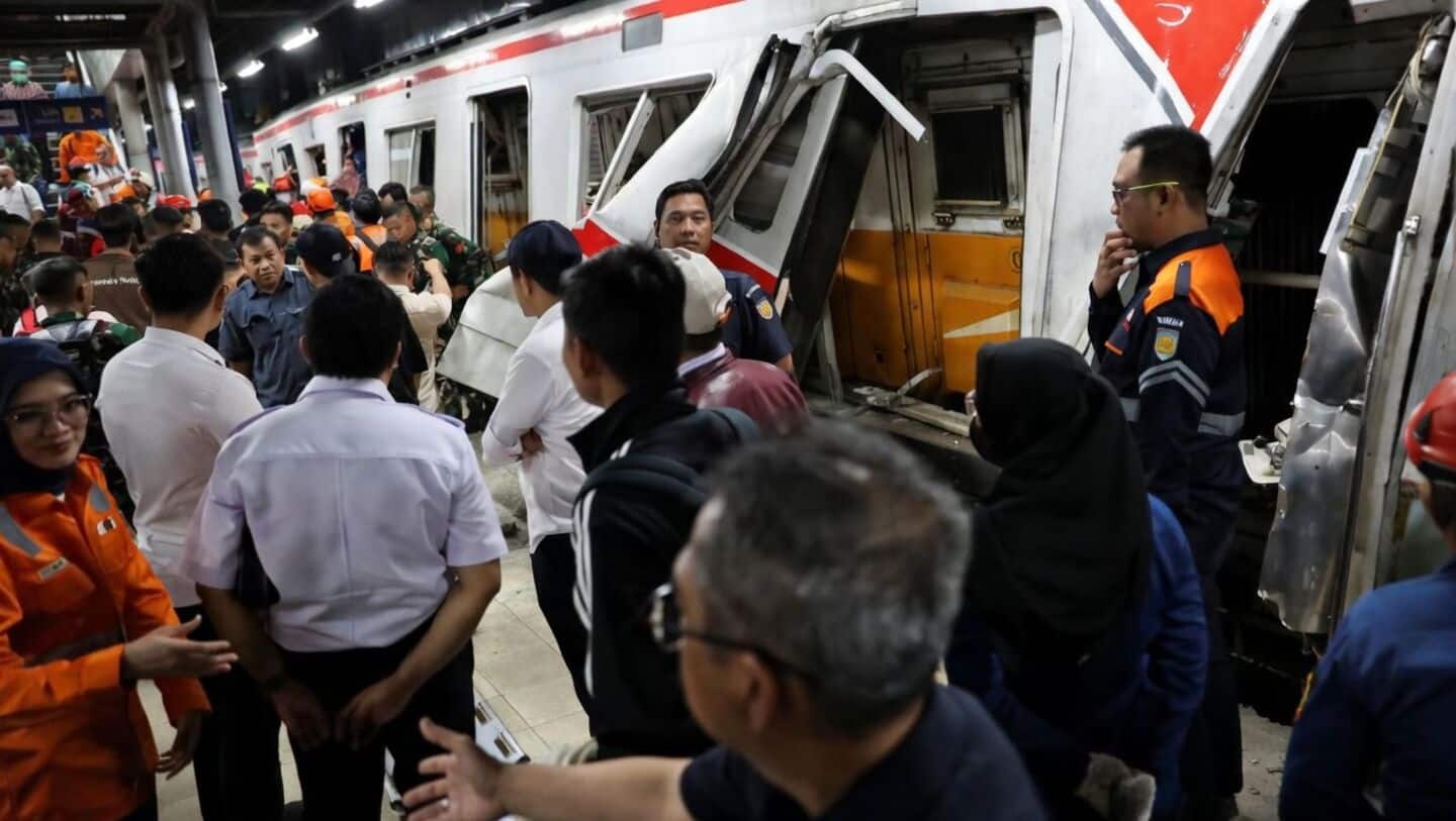 Indonesia: At least 14 dead, 84 injured in train collision
