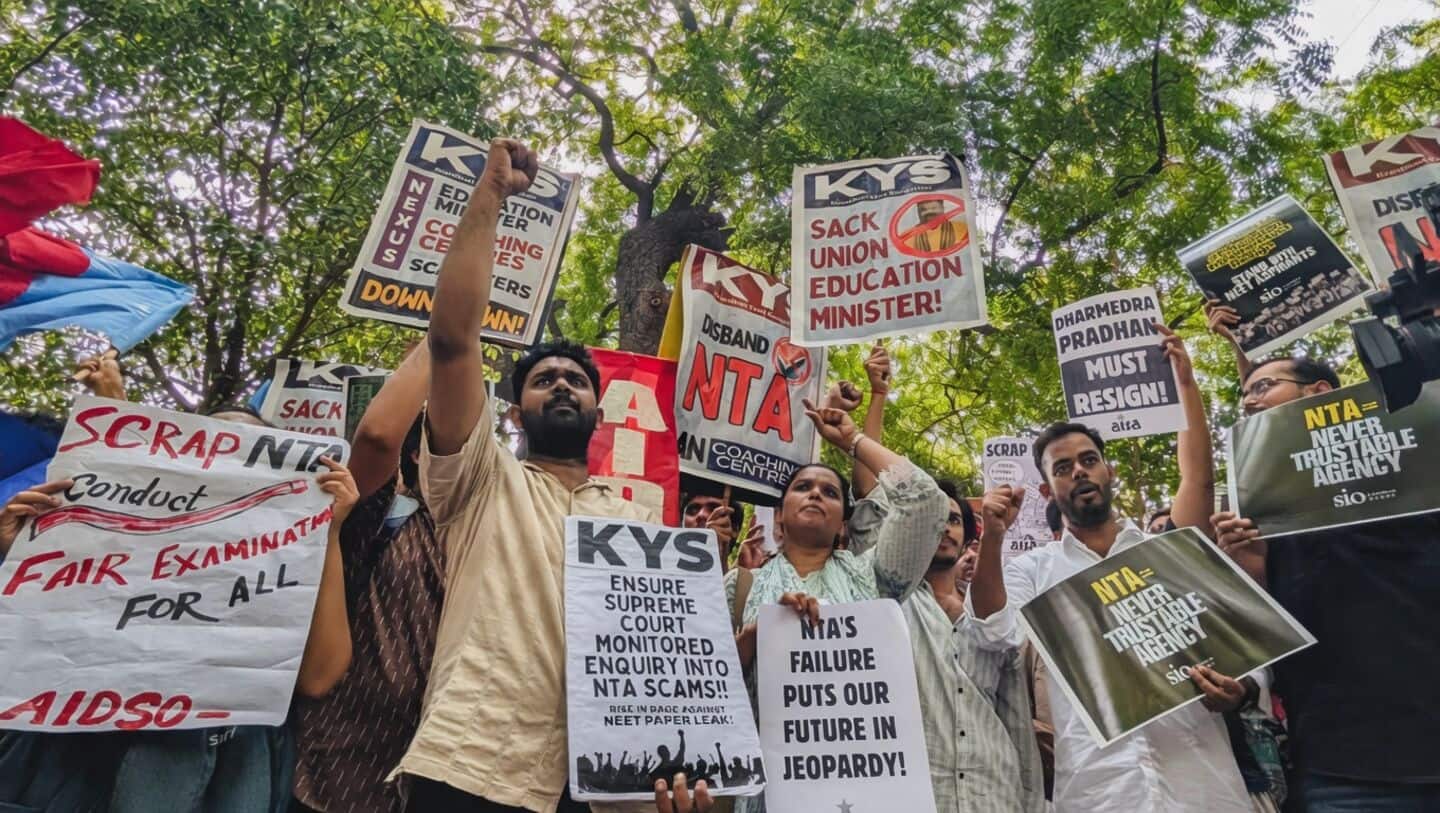 NEET paper leak probe ongoing, government appoints 4 officials