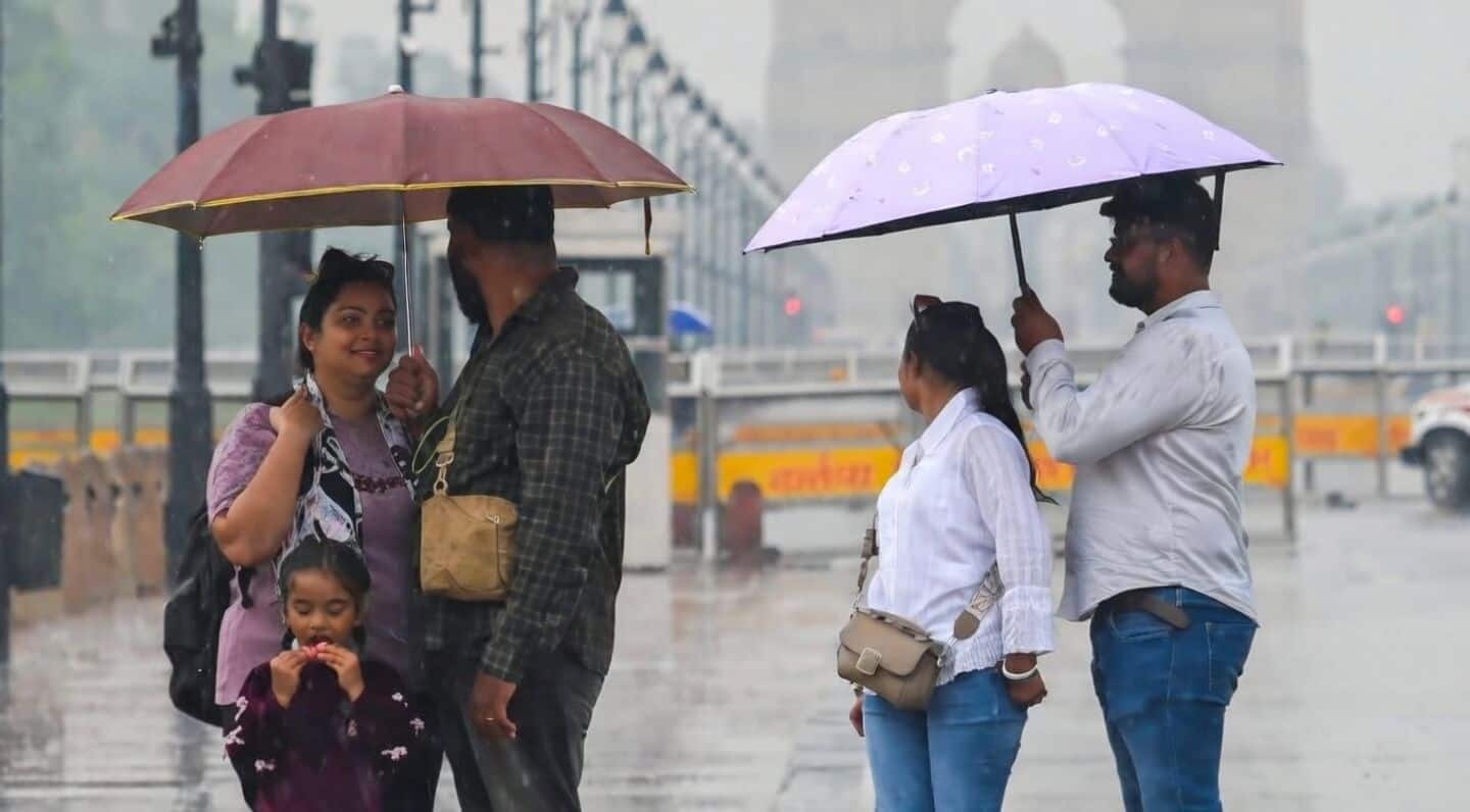 IMD issues yellow alert for Delhi on May 11, 12
