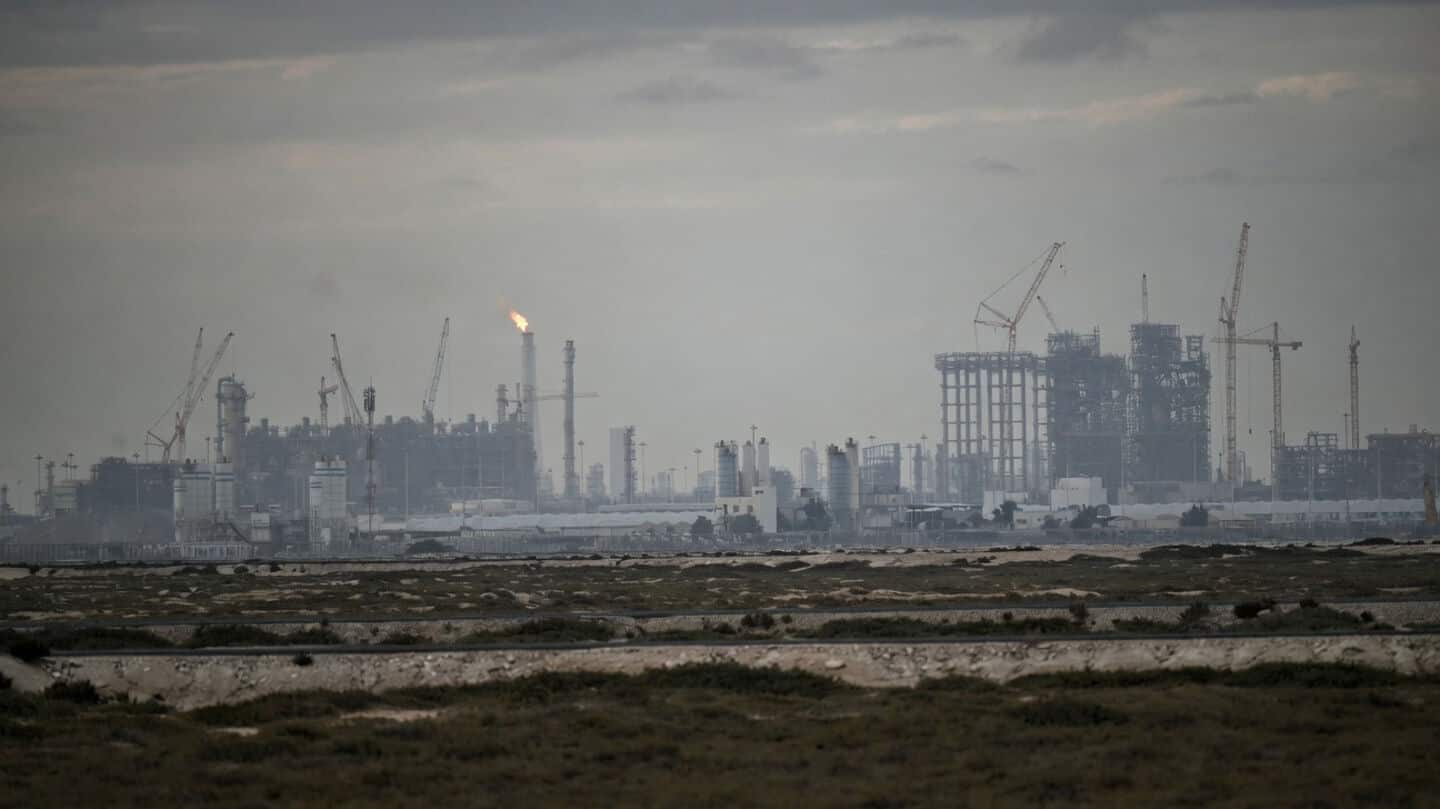 Qatar: 54 injured, 18 missing in gas terminal blast